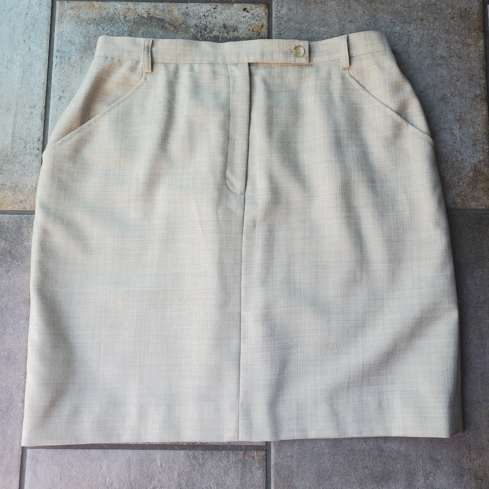 Jones Wear Beige Pencil Skirt Textured Pockets Neutral Vintage Preppy Work Party